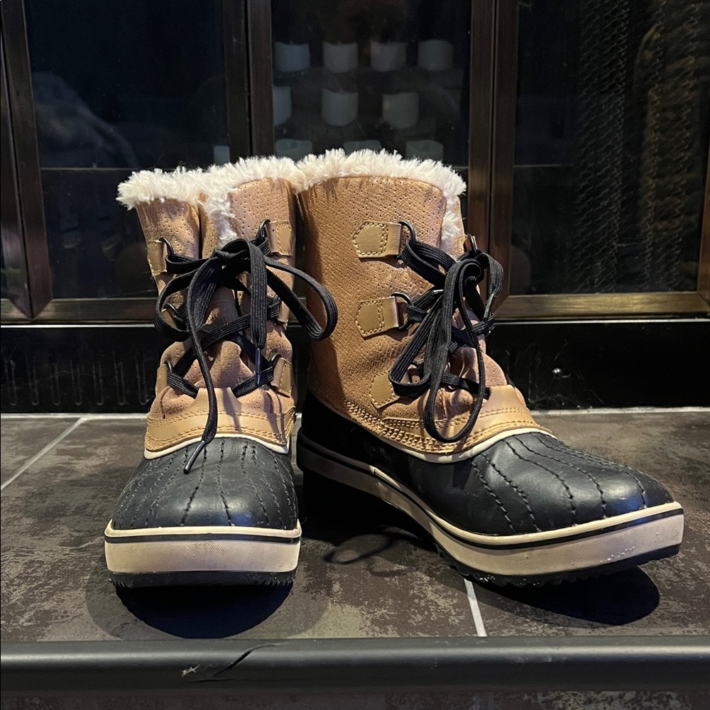 Sorel Plush Fur Lined Boots